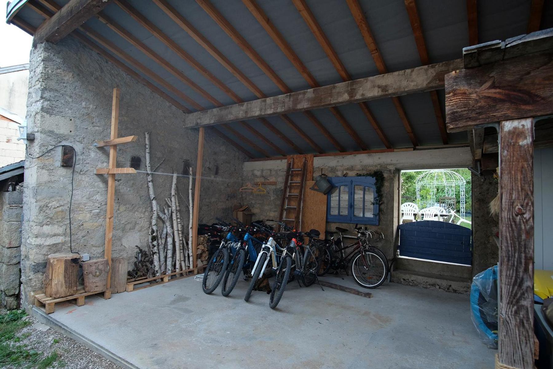 Gite Le Douglas, Vignoble Et Reculees Du Jura - Avec Sauna Lavigny Eksteriør billede